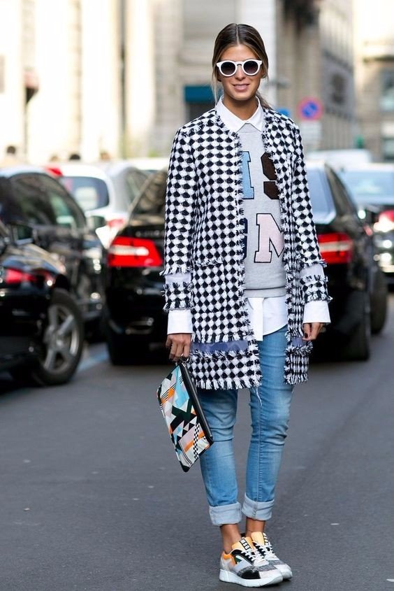 Look! Street style!