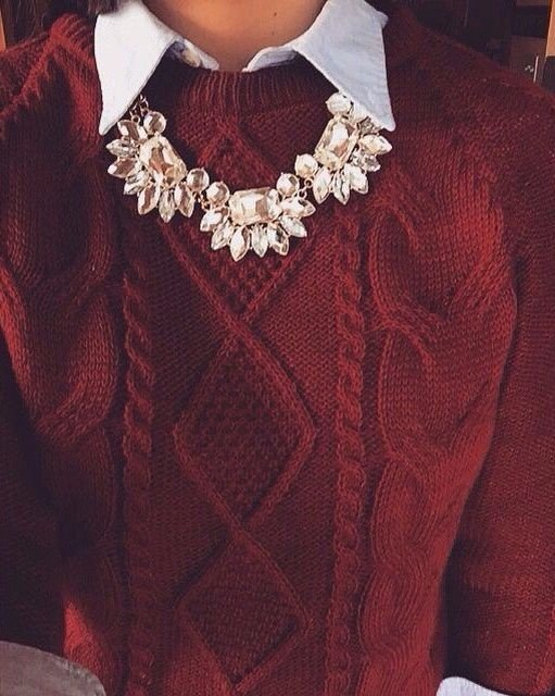 Look! Массивное украшение+ свитер! Look! Массивное украшение+ свитер!
