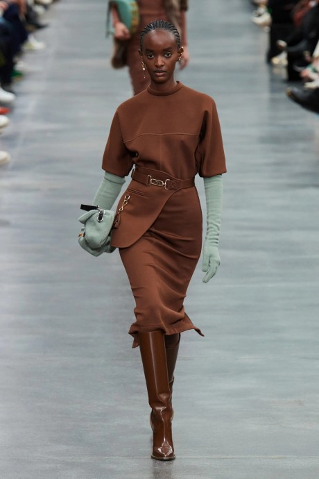 Коллекция Fendi Ready-To-Wear Осень-Зима 2022/2023