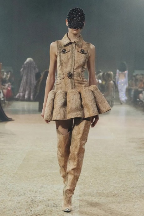 Коллекция Area Ready-To-Wear Осень-Зима 2023