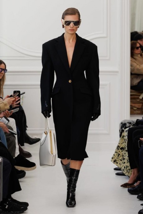 Коллекция Givenchy Ready-To-Wear Осень-Зима 2025-2026
