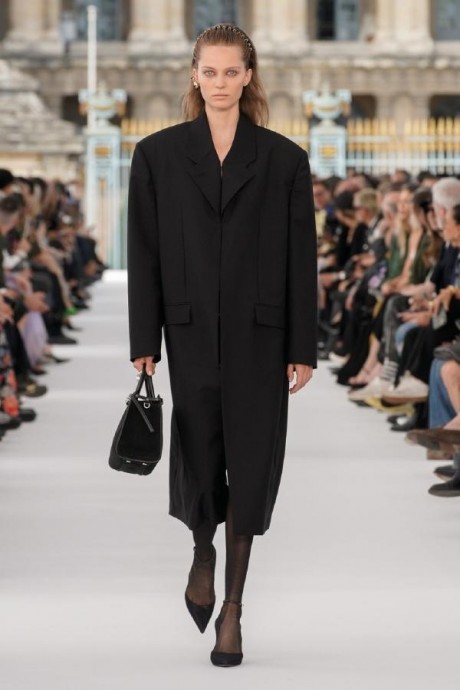 Коллекция Givenchy Ready-To-Wear Весна-Лето 2024
