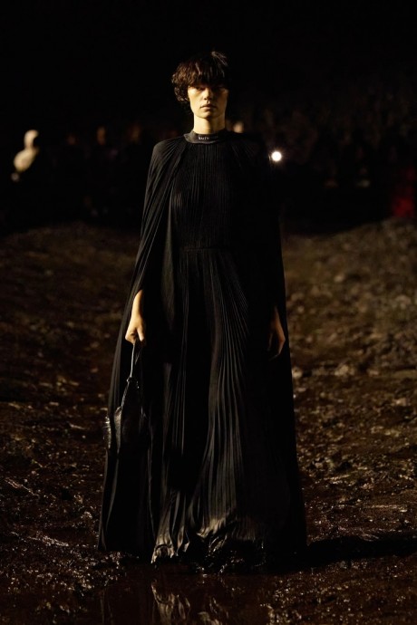 Обзор коллекции Balenciaga 2023 Ready-to-Wear