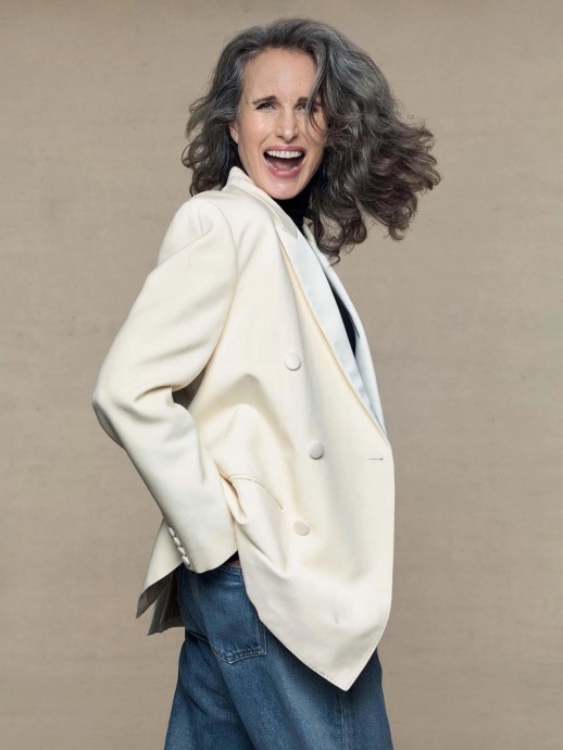 Энди МакДауэлл (Andie MacDowell) в фотосессии для журнала The Sunday Times Style