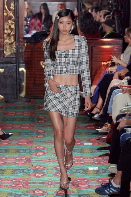 Коллекция Alessandra Rich Ready-To-Wear Весна-Лето 2023 Коллекция Alessandra Rich Ready-To-Wear Весна-Лето 2023