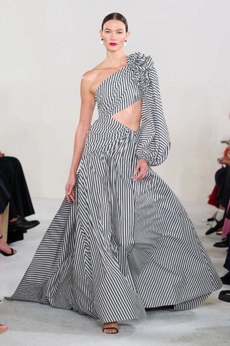 Коллекция Carolina Herrera Ready-To-Wear Весна-Лето 2023