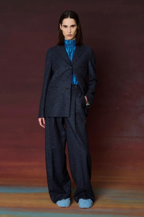 Обзор коллекции Nehera Pre-Fall 2024