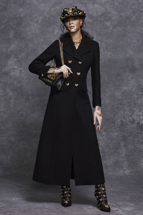 Коллекция Moschino Pre-Fall Осень-Зима 2021/2022