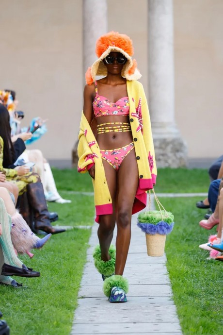Коллекция Shuting Qiu Ready-To-Wear Весна-Лето 2024