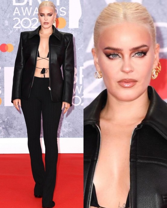 Наряды звезд на британской церемонии вручения наград BRIT Awards 2022 года Наряды звезд на британской церемонии вручения наград BRIT Awards 2022 года