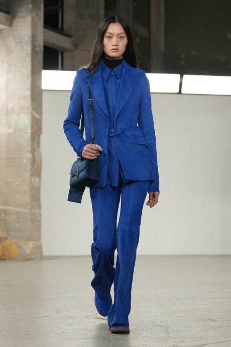 Коллекция Gabriela Hearst Ready-To-Wear Осень-Зима 2025-2026 Коллекция Gabriela Hearst Ready-To-Wear Осень-Зима 2025-2026