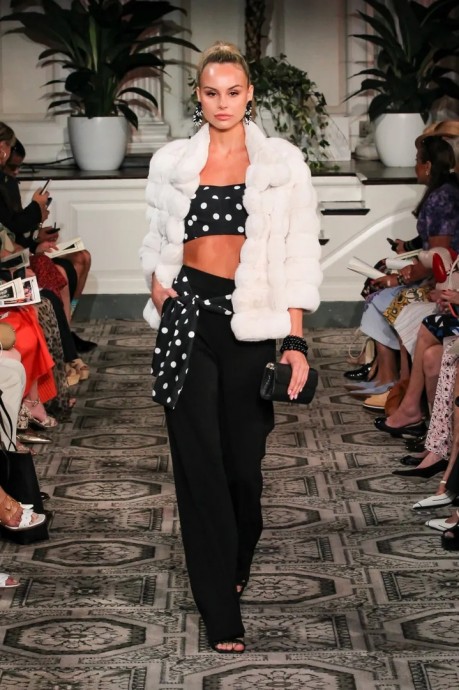 Коллекция Dennis Basso Ready-To-Wear Весна-Лето 2024