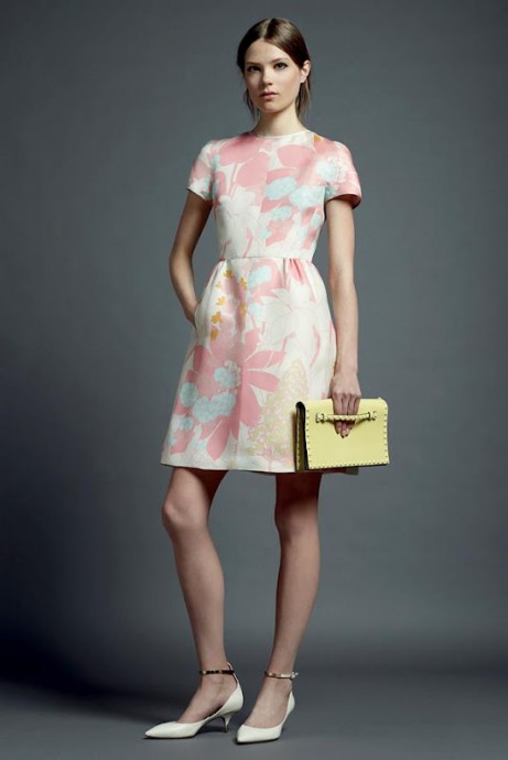 Модели коллекции Valentino Resort