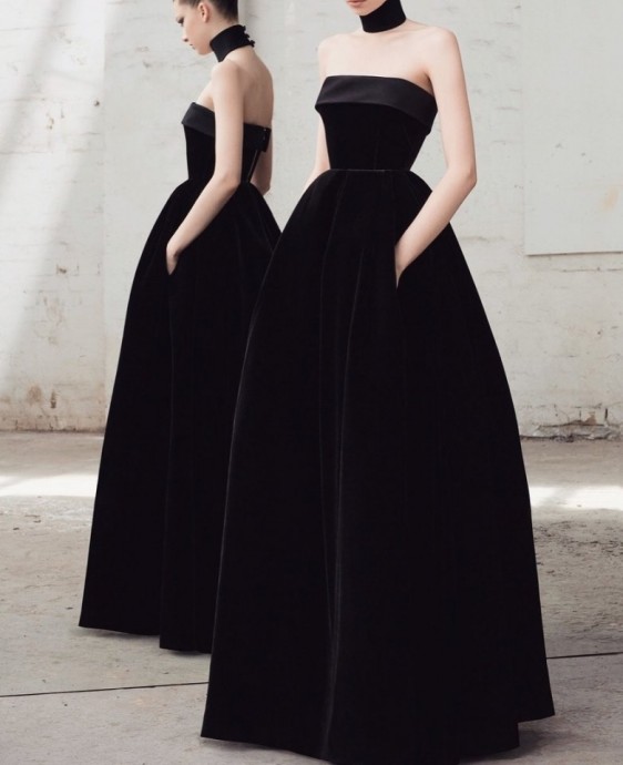 Роскошные платья в черном цвете