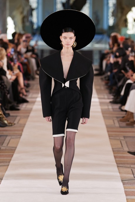 Коллекция Schiaparelli Couture Весна-Лето 2022