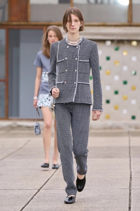 Коллекция Chanel Cruise 2025 Fashion Show