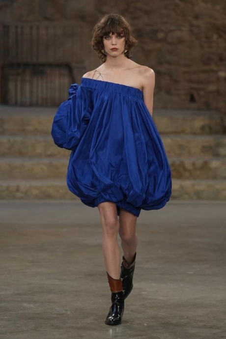 Коллекция Louis Vuitton Cruise 2025