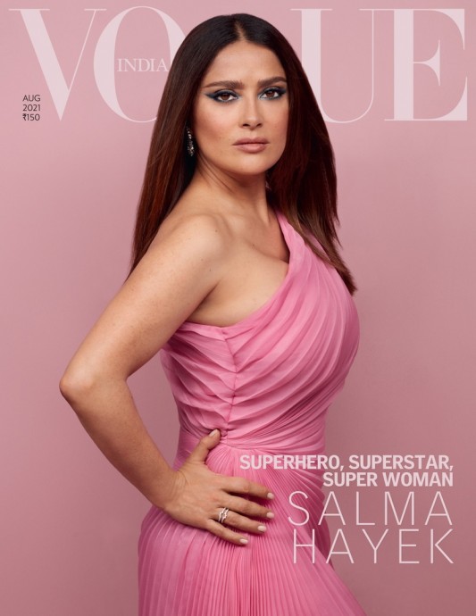 Сальма Хайек (Salma Hayek) появилась на страницах августовского выпуска Vogue India