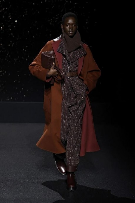 Коллекция Hermès Ready-To-Wear Fall/Winter 2024 Paris