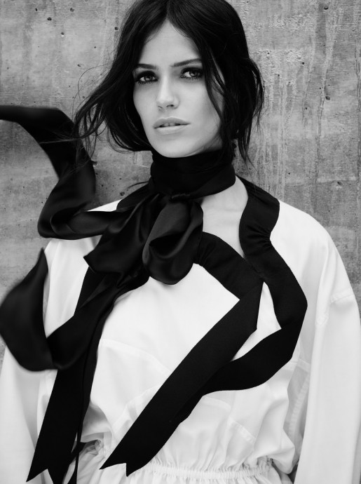 Amanda Wellsh for Harper's Bazaar Brazil by Nicole Heiniger