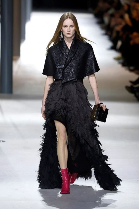 Коллекция Louis Vuitton Ready-To-Wear Fall/Winter 2024 Paris