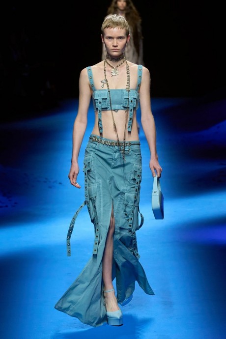 Коллекция Blumarine Ready-To-Wear Весна-Лето 2023