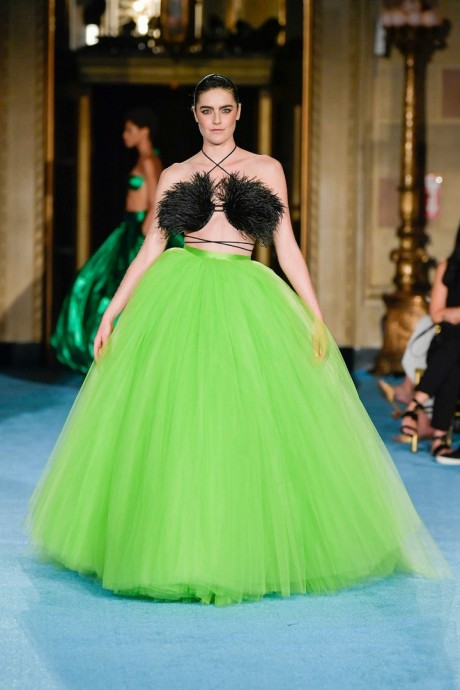 Коллекция Christian Siriano Ready-To-Wear Весна-Лето 2022