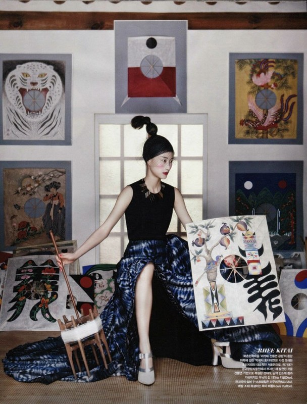 Lee Hyun-Yi, Lee Hye-Jung, Park Sera & Song Kyung-Ah for VOGUE Korea by Kang Hyea-Won Lee Hyun-Yi, Lee Hye-Jung, Park Sera & Song Kyung-Ah for VOGUE Korea by Kang Hyea-Won