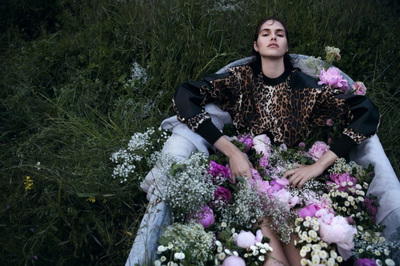 Vanessa Moody for Vogue China by Camilla Akrans Vanessa Moody for Vogue China by Camilla Akrans