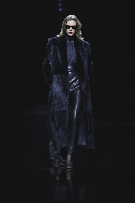 Коллекция Khaite Ready-To-Wear Fall/Winter 2024 New York Коллекция Khaite Ready-To-Wear Fall/Winter 2024 New York