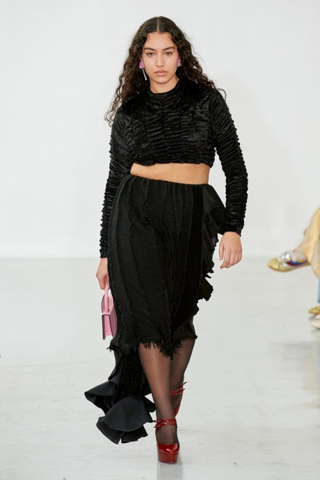 Коллекция Ester Manas Ready-To-Wear Осень-Зима 2022/2023 Коллекция Ester Manas Ready-To-Wear Осень-Зима 2022/2023