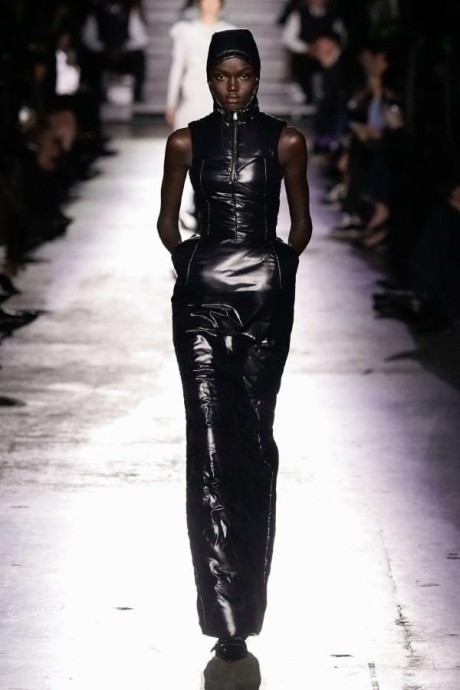 Коллекция Coperni Ready-To-Wear Осень-Зима 2025-2026 Коллекция Coperni Ready-To-Wear Осень-Зима 2025-2026