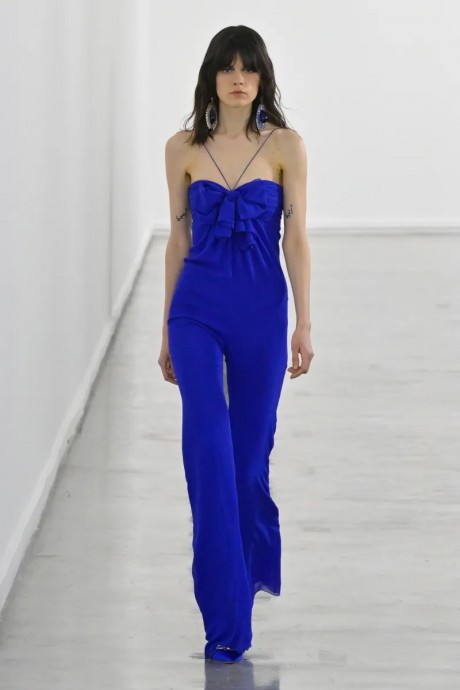Коллекция Giambattista Valli Ready-To-Wear Осень-Зима 2023-2024 Коллекция Giambattista Valli Ready-To-Wear Осень-Зима 2023-2024