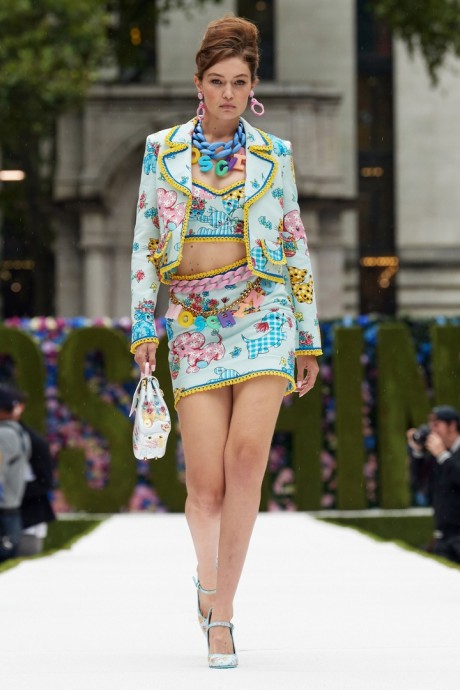 Коллекция Moschino Ready-To-Wear