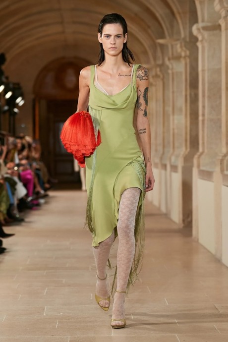 Коллекция Victoria Beckham Ready-To-Wear Весна-Лето 2023 Коллекция Victoria Beckham Ready-To-Wear Весна-Лето 2023