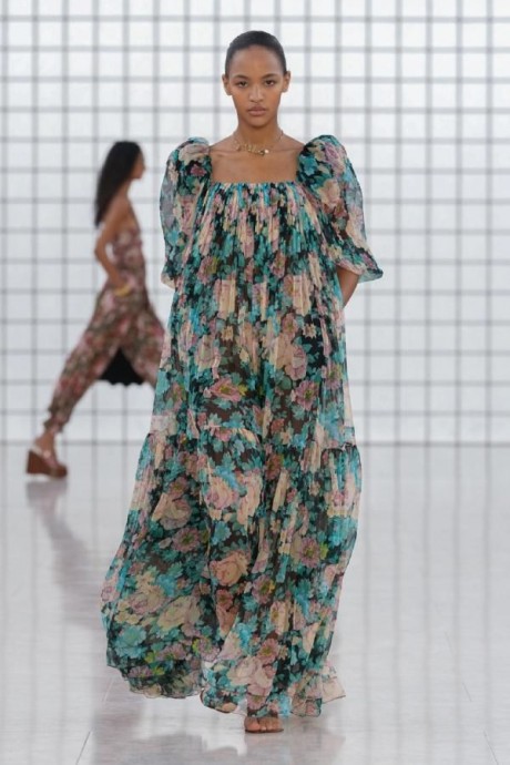 Коллекция Chloé Ready-To-Wear Весна-Лето 2025