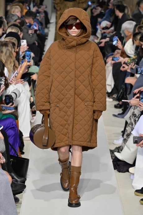 Коллекция Max Mara Ready-To-Wear Осень-Зима 2023