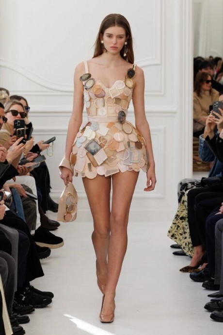Коллекция Givenchy Ready-To-Wear Осень-Зима 2025-2026 Коллекция Givenchy Ready-To-Wear Осень-Зима 2025-2026