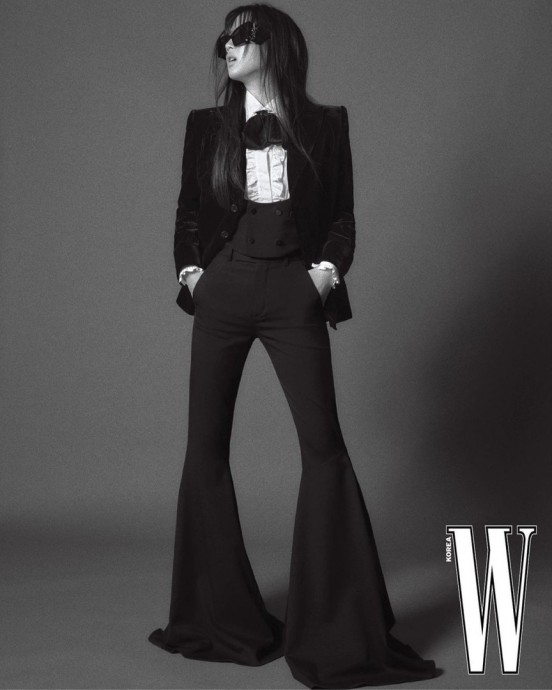 Мун Га-ён (Moon Ga-young) в фотосессии для W Magazine (2023)