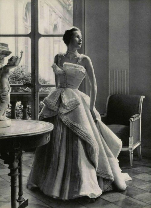 Christian Dior, 1940-е.