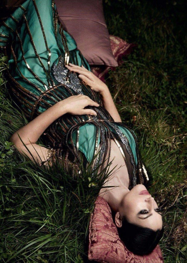 Шикарная Моника Беллучи для Elle Italia, December 2017 Шикарная Моника Беллучи для Elle Italia, December 2017