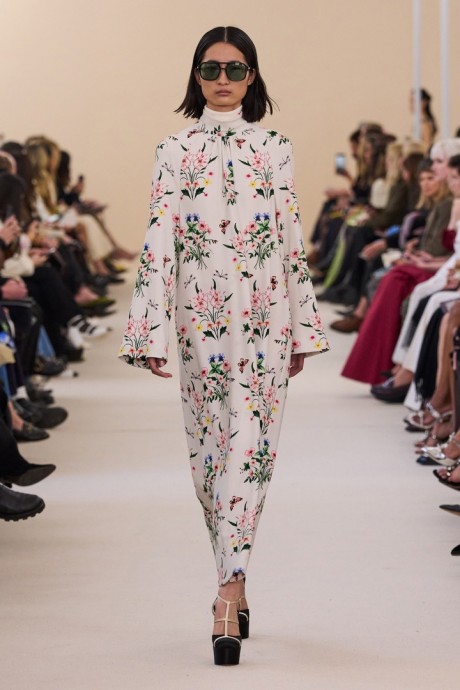 Высокая мода Giambattista Valli Fall-Winter 2024/25 RTW Collection Высокая мода Giambattista Valli Fall-Winter 2024/25 RTW Collection