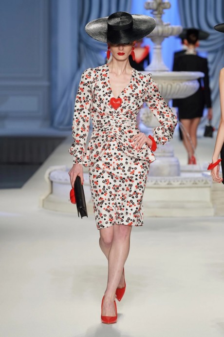 Коллекция Moschino Ready-To-Wear Весна-Лето 2023