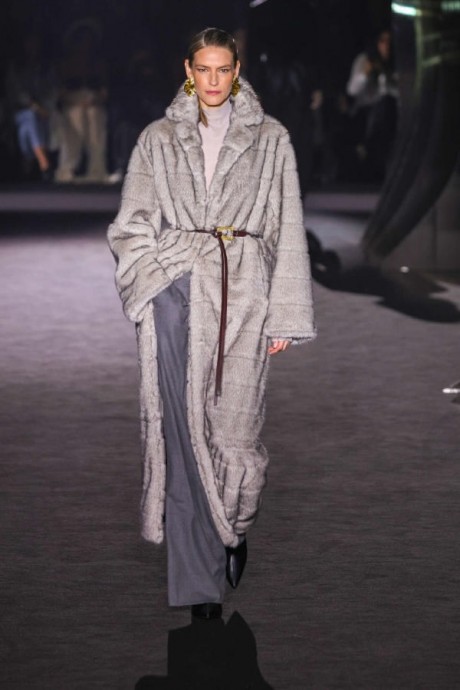 Коллекция Simorra Winter Ready-To-Wear Весна-Лето 2025 Коллекция Simorra Winter Ready-To-Wear Весна-Лето 2025