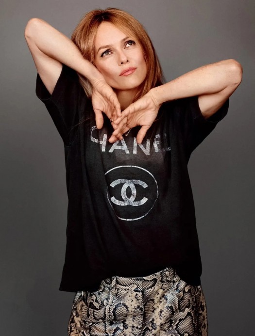 Ванесса Паради (Vanessa Paradis) в фотосессии для журнала Harper’s Bazaar France (2023)