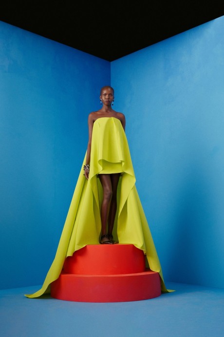Коллекция Carolina Herrera Pre-Fall Осень-Зима 2022/2023 Коллекция Carolina Herrera Pre-Fall Осень-Зима 2022/2023