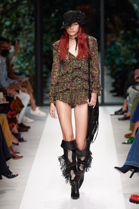 Коллекция Philosophy di Lorenzo Serafini Ready-To-Wear Весна-Лето 2022 Коллекция Philosophy di Lorenzo Serafini Ready-To-Wear Весна-Лето 2022