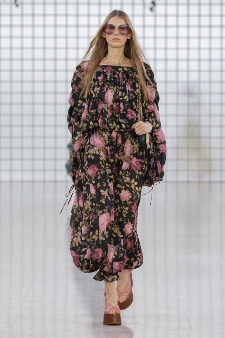 Коллекция Chloé Ready-To-Wear Весна-Лето 2025
