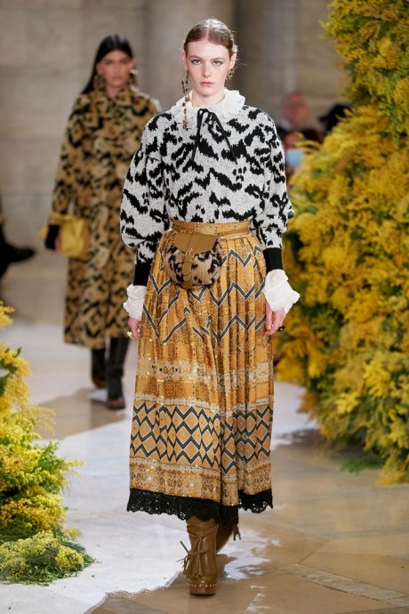 Коллекция Ulla Johnson Ready-To-Wear Осень-Зима 2022/2023 Коллекция Ulla Johnson Ready-To-Wear Осень-Зима 2022/2023