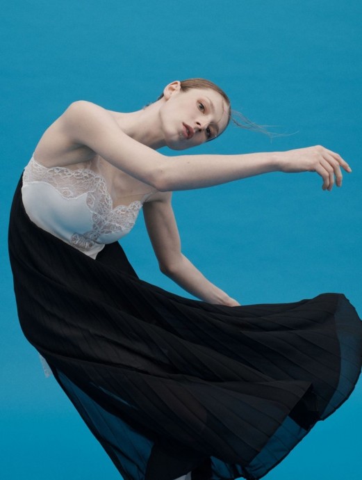 Хантер Шефер (Hunter Schafer) в фотосессии для журнала ELLE UK (2023) Хантер Шефер (Hunter Schafer) в фотосессии для журнала ELLE UK (2023)